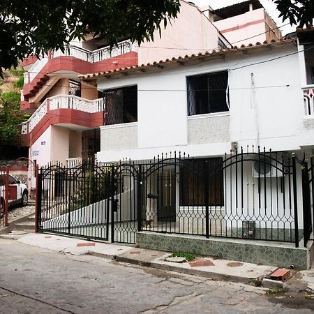 Hostal Villa Del Mar - Rodadero Santa Marta  Ngoại thất bức ảnh